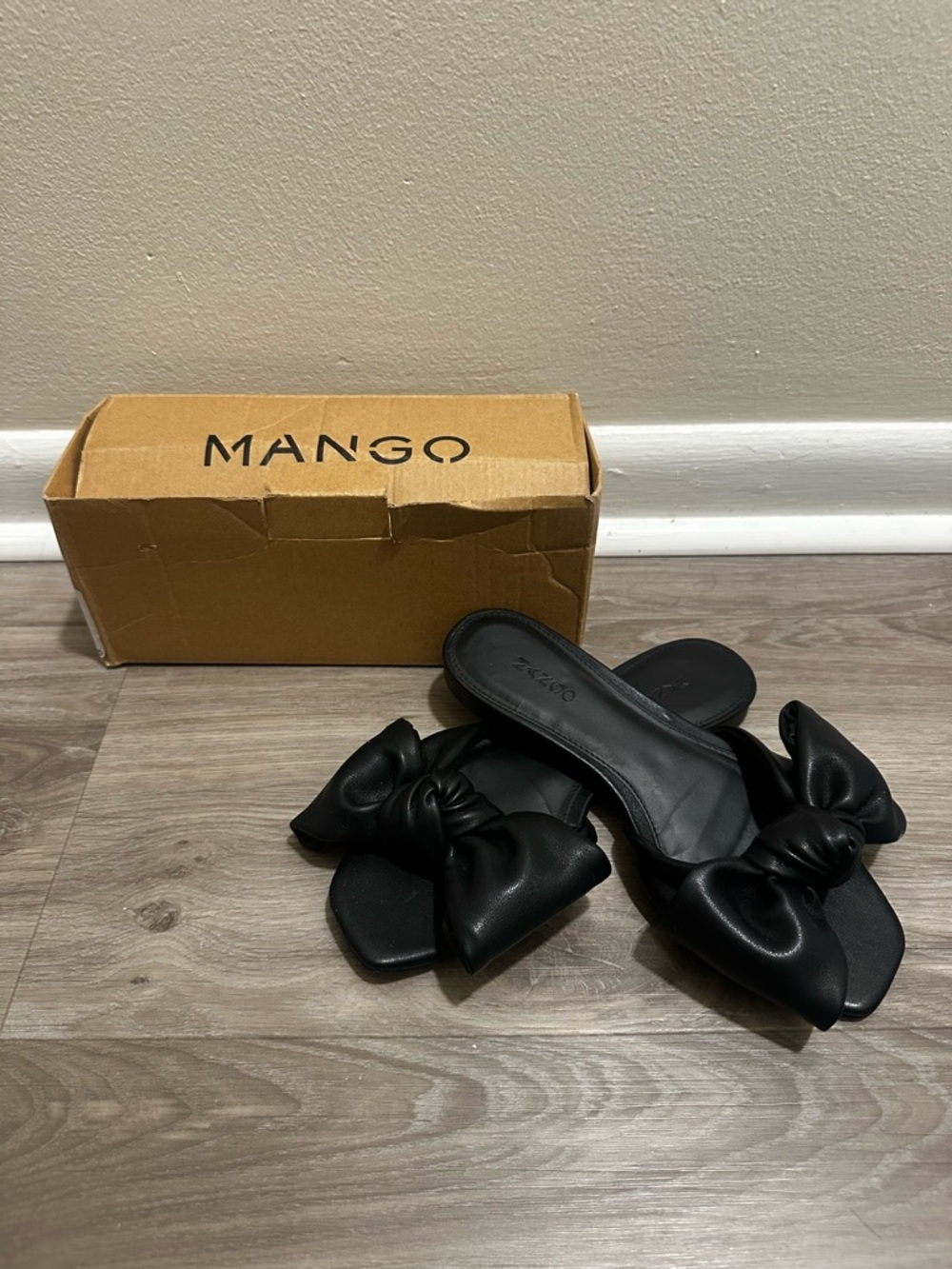 Mango Black Bow Slide Mules